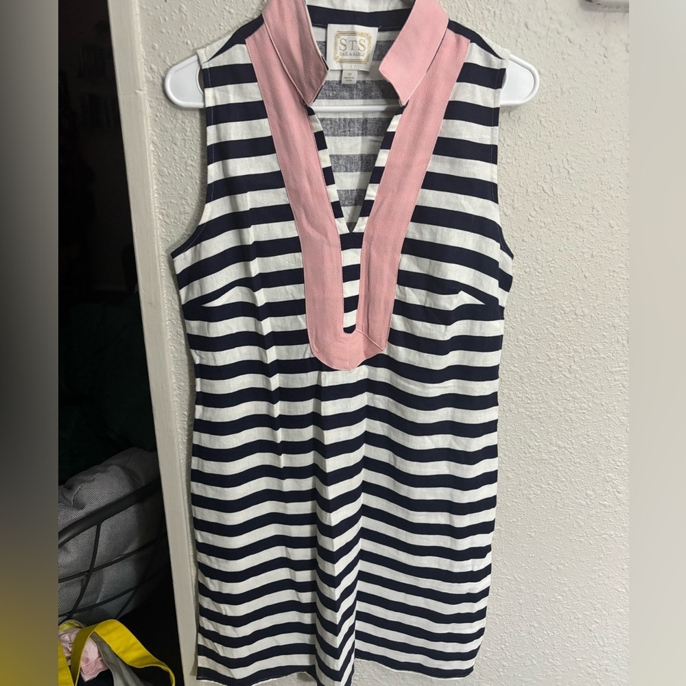 Sail to Sable Navy and White Striped Shirt with Pink Trim Size Medium